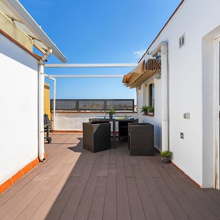 Appartamento Fridays Flats Bright & Breezy Barcellona Esterno foto
