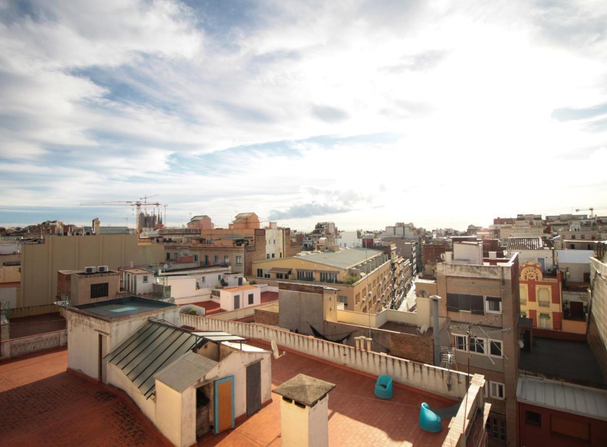 Appartamento Fridays Flats Bright & Breezy Barcellona Esterno foto