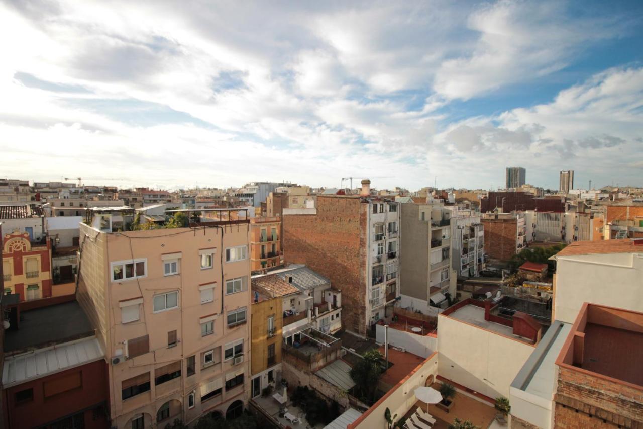 Appartamento Fridays Flats Bright & Breezy Barcellona Esterno foto