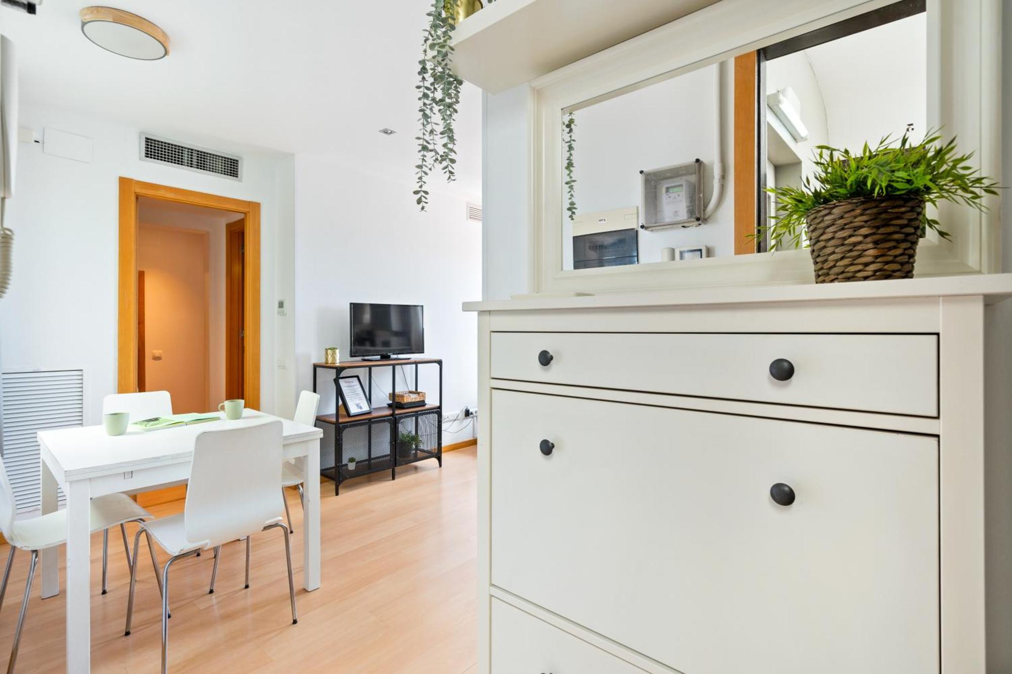 Appartamento Fridays Flats Bright & Breezy Barcellona Esterno foto